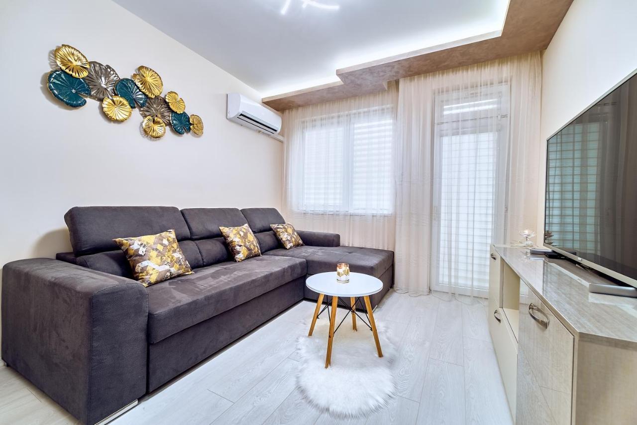 Апартамент S Apart Varna Exterior foto