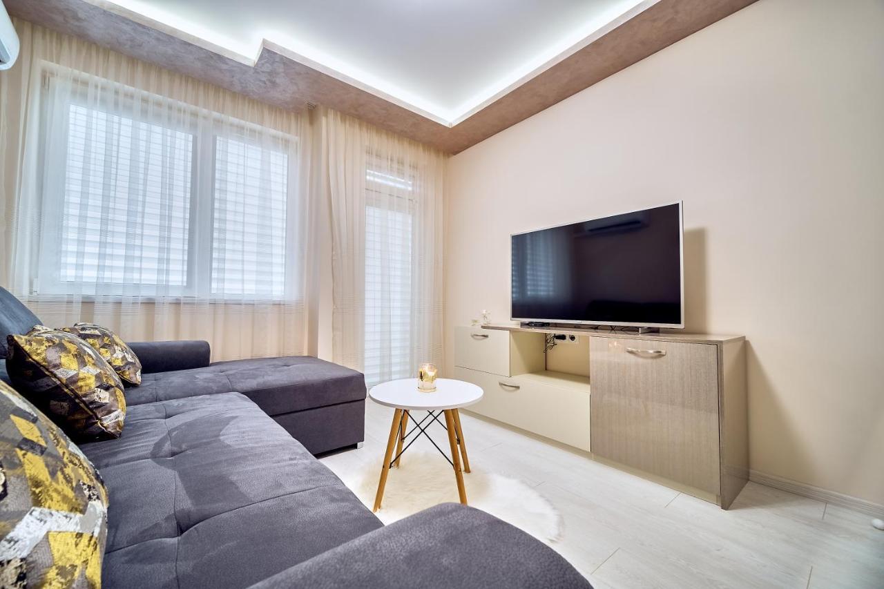 Апартамент S Apart Varna Exterior foto